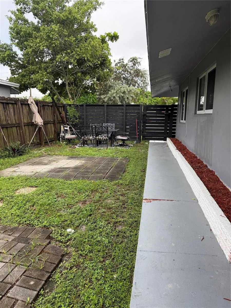 1516 NW 7th Avenue Fort Lauderdale, FL 33311