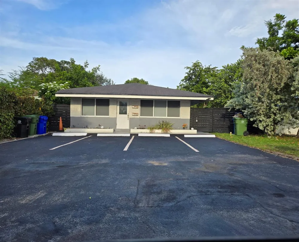 1516 NW 7th Avenue Fort Lauderdale, FL 33311