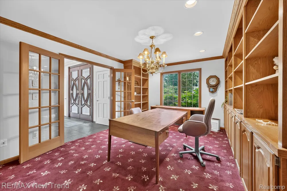 561 Valley Drive Milford Charter Township, MI 48381