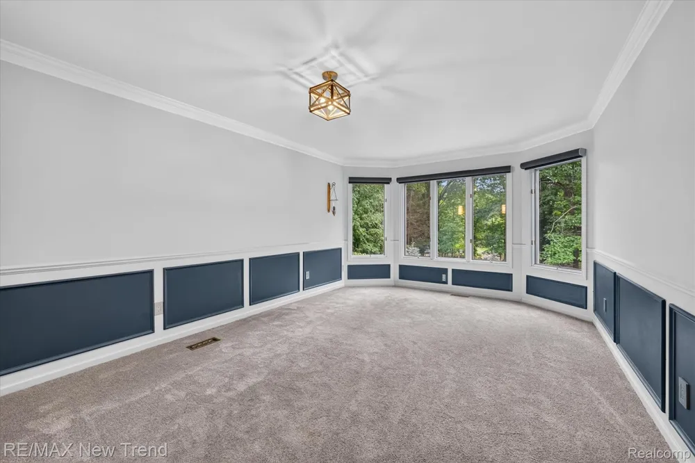 561 Valley Drive Milford Charter Township, MI 48381