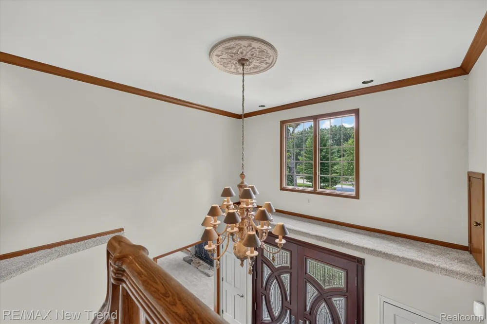 561 Valley Drive Milford Charter Township, MI 48381