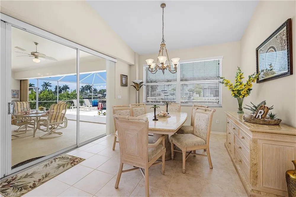 1210 SE 21st Avenue Cape Coral, FL 33990
