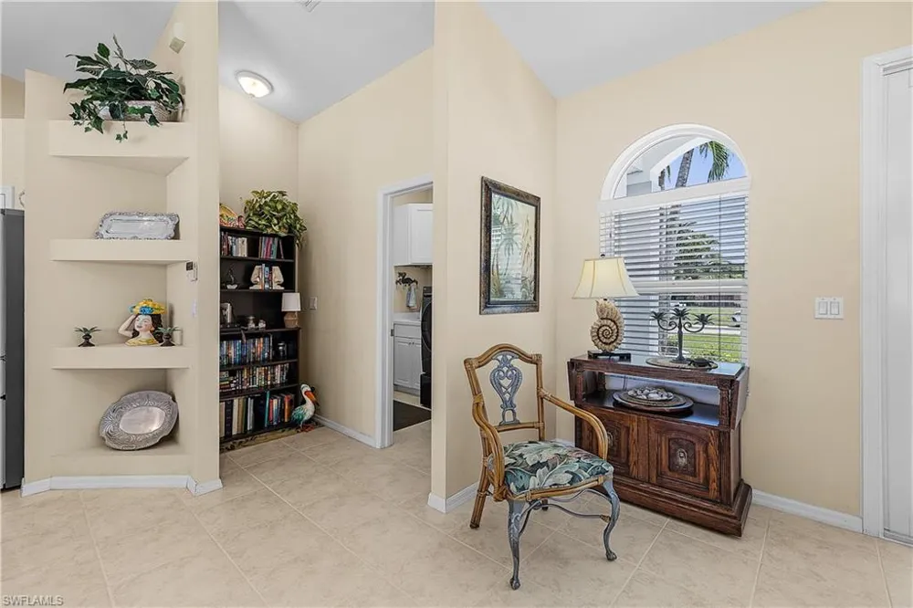 1210 SE 21st Avenue Cape Coral, FL 33990