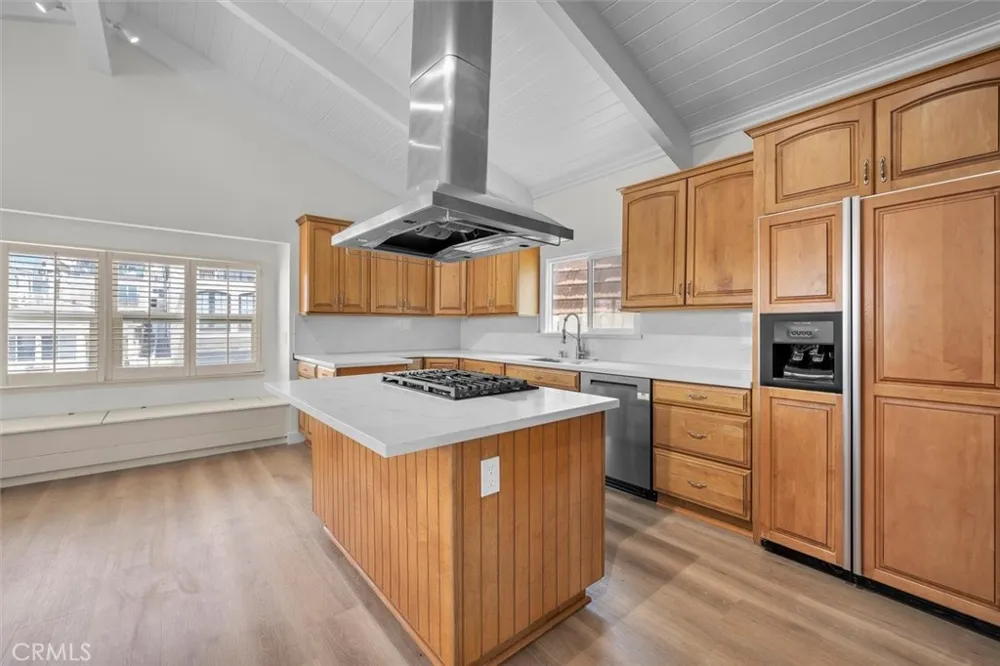 925 Manhattan Avenue Hermosa Beach, CA 90254
