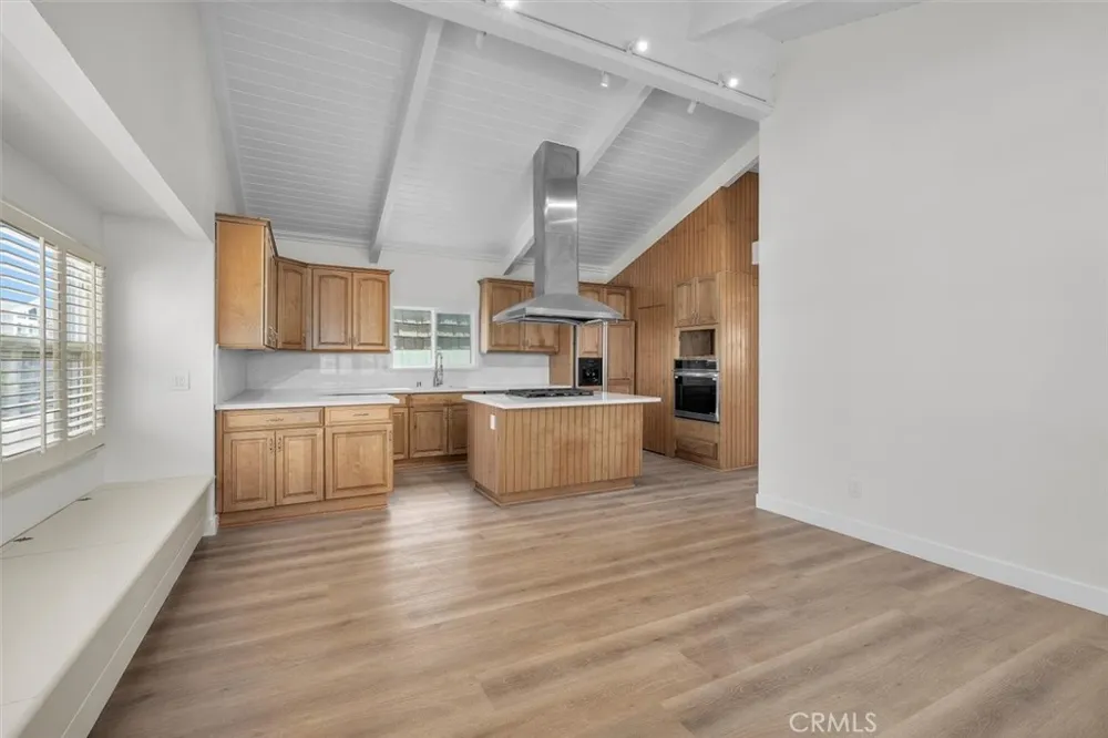 925 Manhattan Avenue Hermosa Beach, CA 90254
