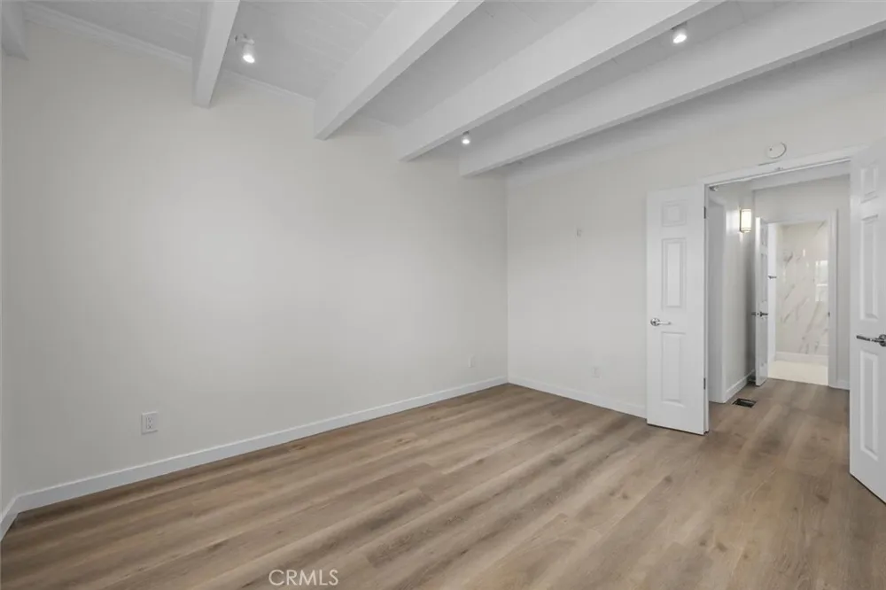 925 Manhattan Avenue Hermosa Beach, CA 90254