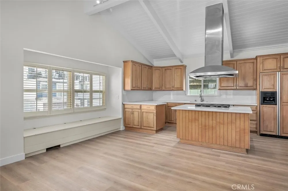 925 Manhattan Avenue Hermosa Beach, CA 90254