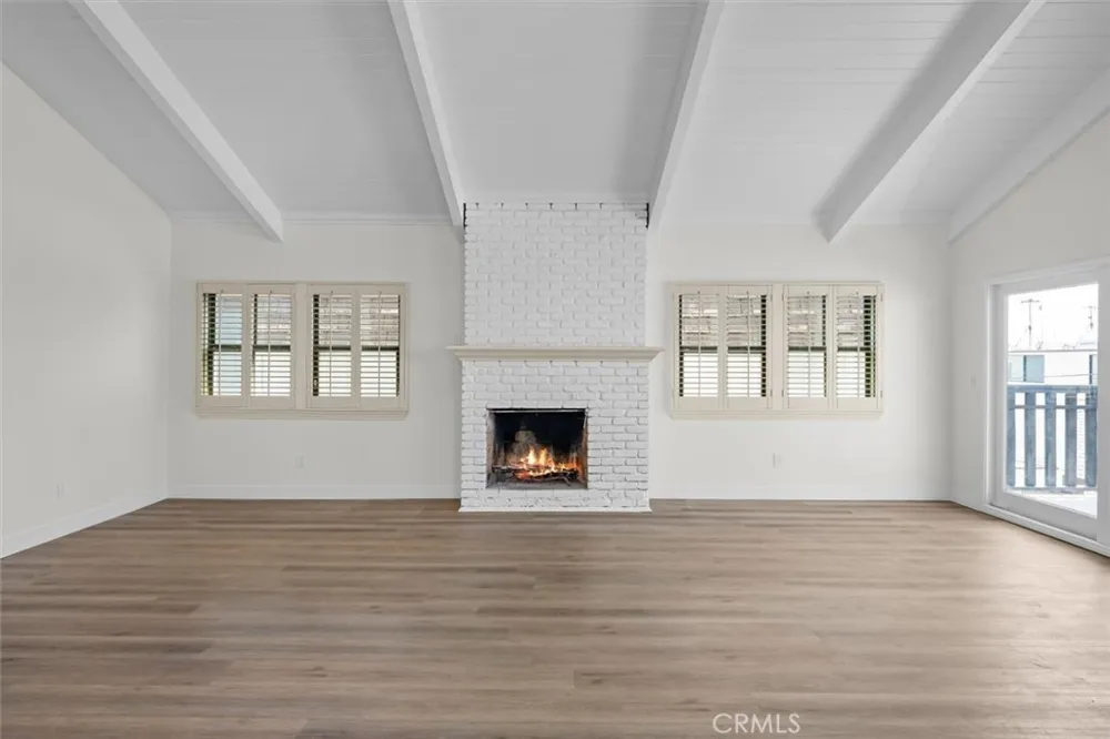 925 Manhattan Avenue Hermosa Beach, CA 90254
