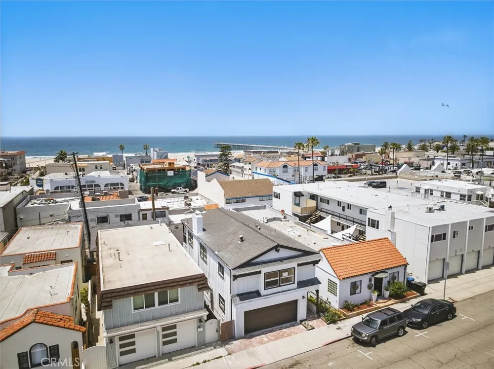 925 Manhattan Avenue Hermosa Beach, CA 90254