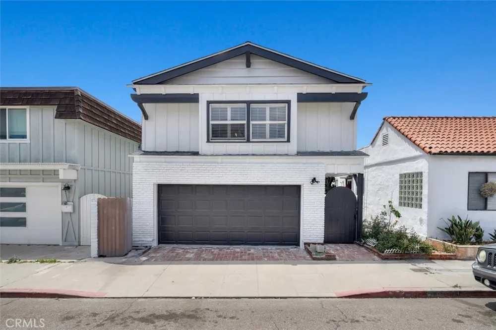 925 Manhattan Avenue Hermosa Beach, CA 90254