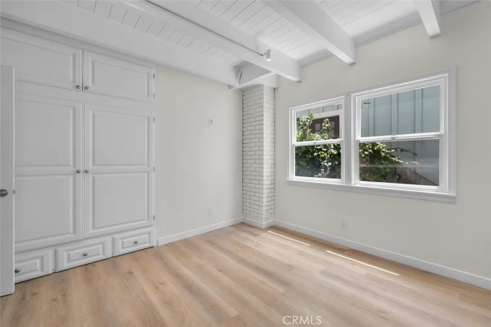 925 Manhattan Avenue Hermosa Beach, CA 90254