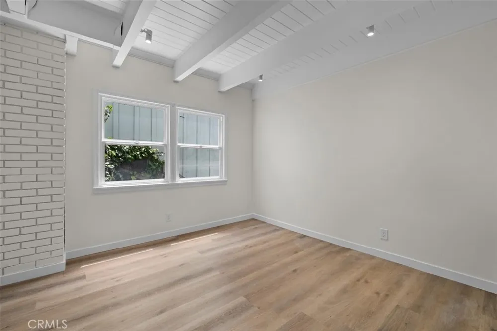 925 Manhattan Avenue Hermosa Beach, CA 90254