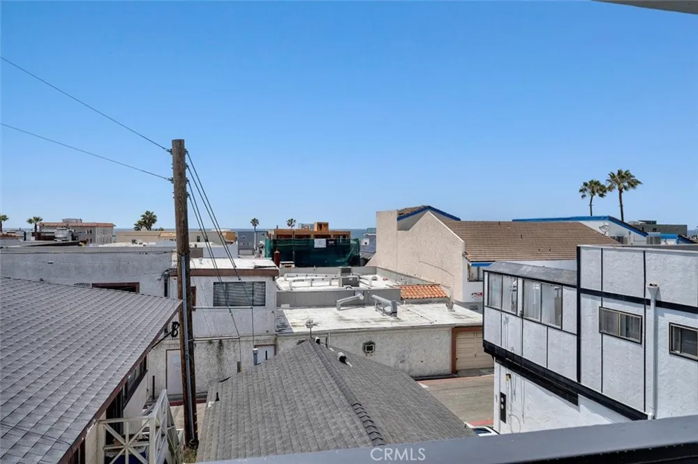 925 Manhattan Avenue Hermosa Beach, CA 90254