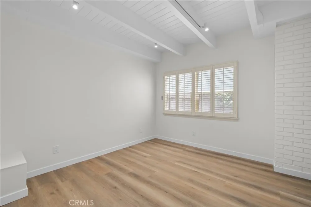 925 Manhattan Avenue Hermosa Beach, CA 90254