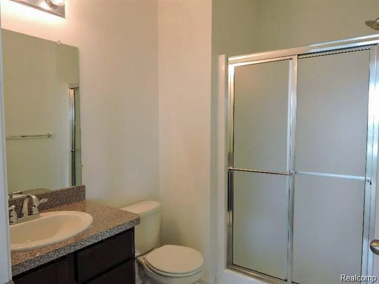 1074 W Summerfield Glen Circle Scio Township, MI 48103