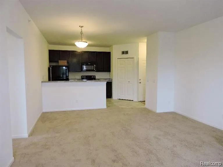 1074 W Summerfield Glen Circle Scio Township, MI 48103