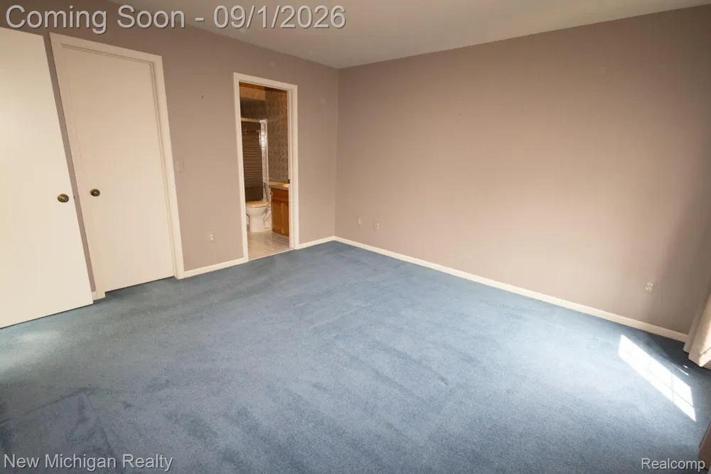 49355 Marquette Court Shelby Charter Township, MI 48315