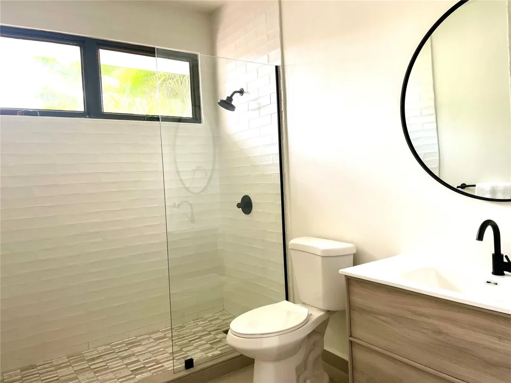 5 HISTELA ST. PUNTA LAS MARIAS San Juan, PR 00913