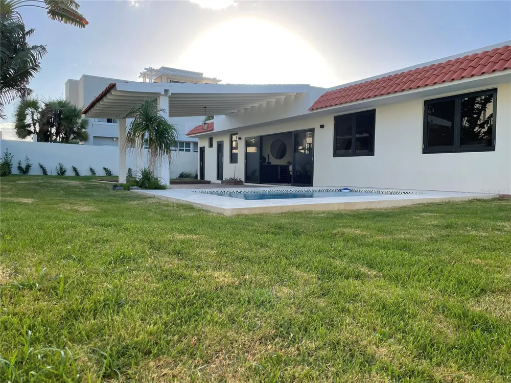 5 HISTELA ST. PUNTA LAS MARIAS San Juan, PR 00913