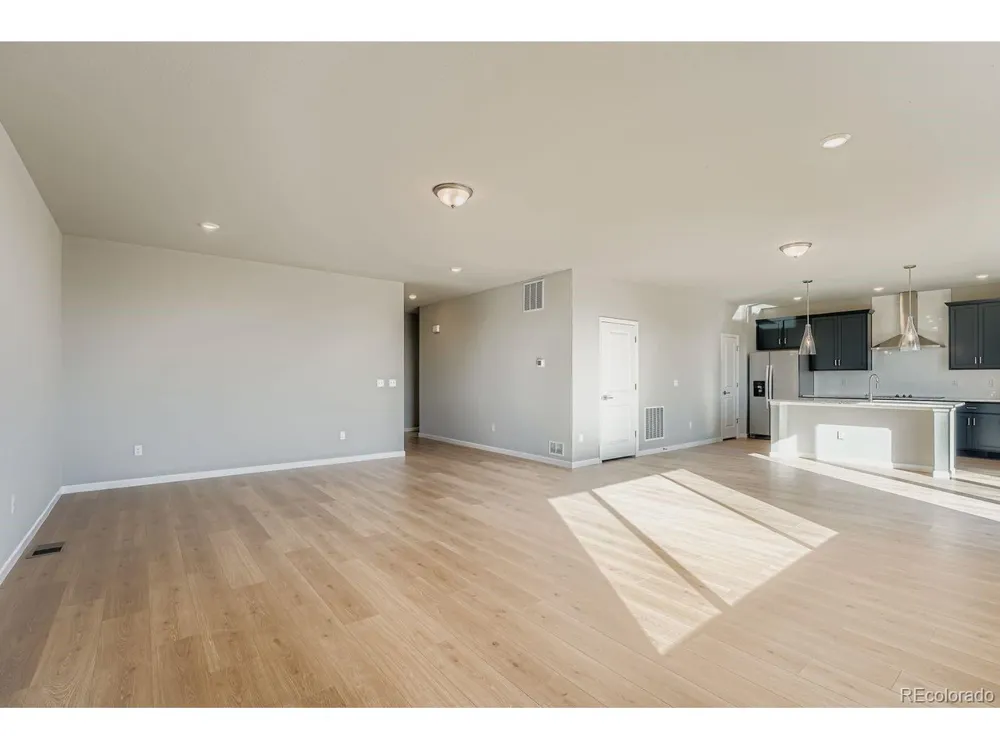 54960 E 27th Avenue Strasburg, CO 80136