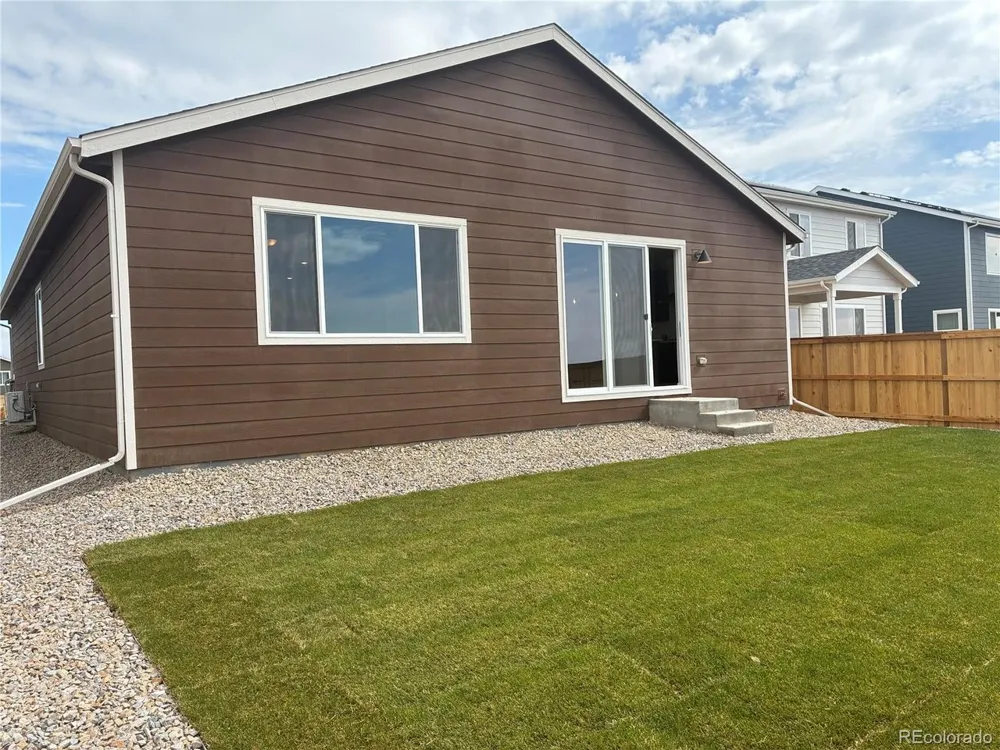 54960 E 27th Avenue Strasburg, CO 80136