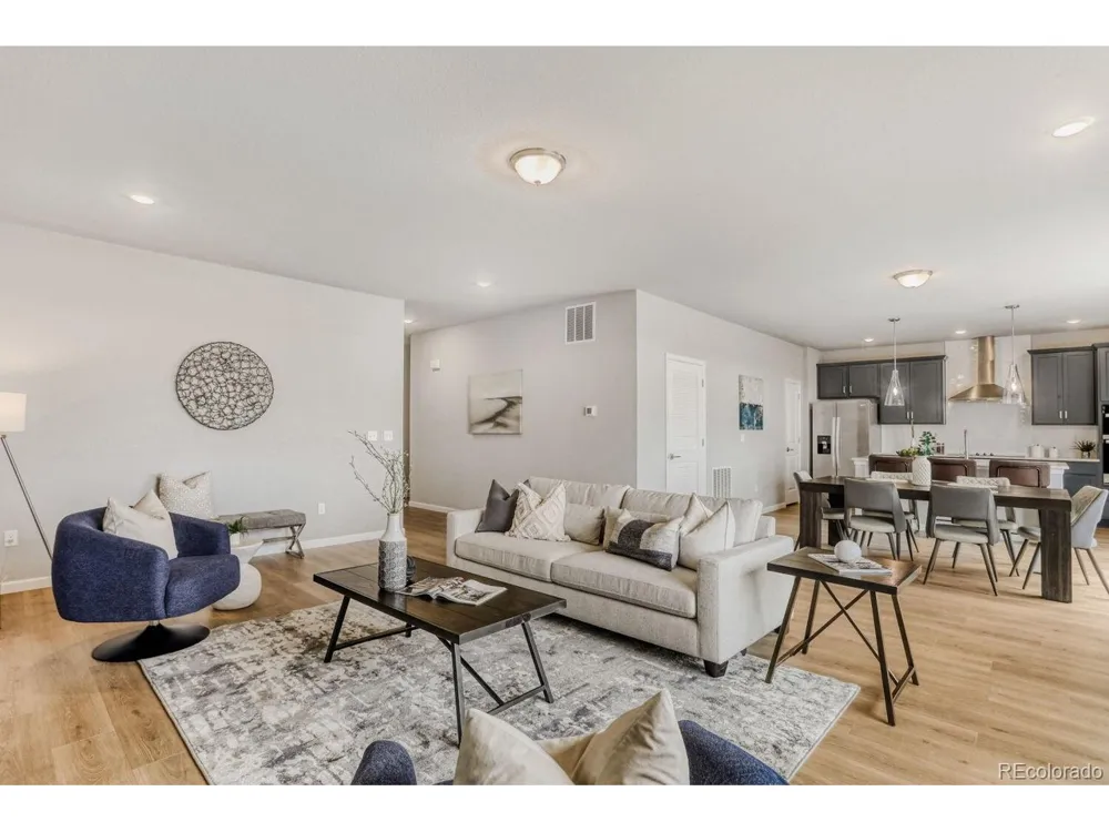 54960 E 27th Avenue Strasburg, CO 80136