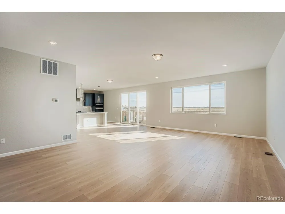 54960 E 27th Avenue Strasburg, CO 80136
