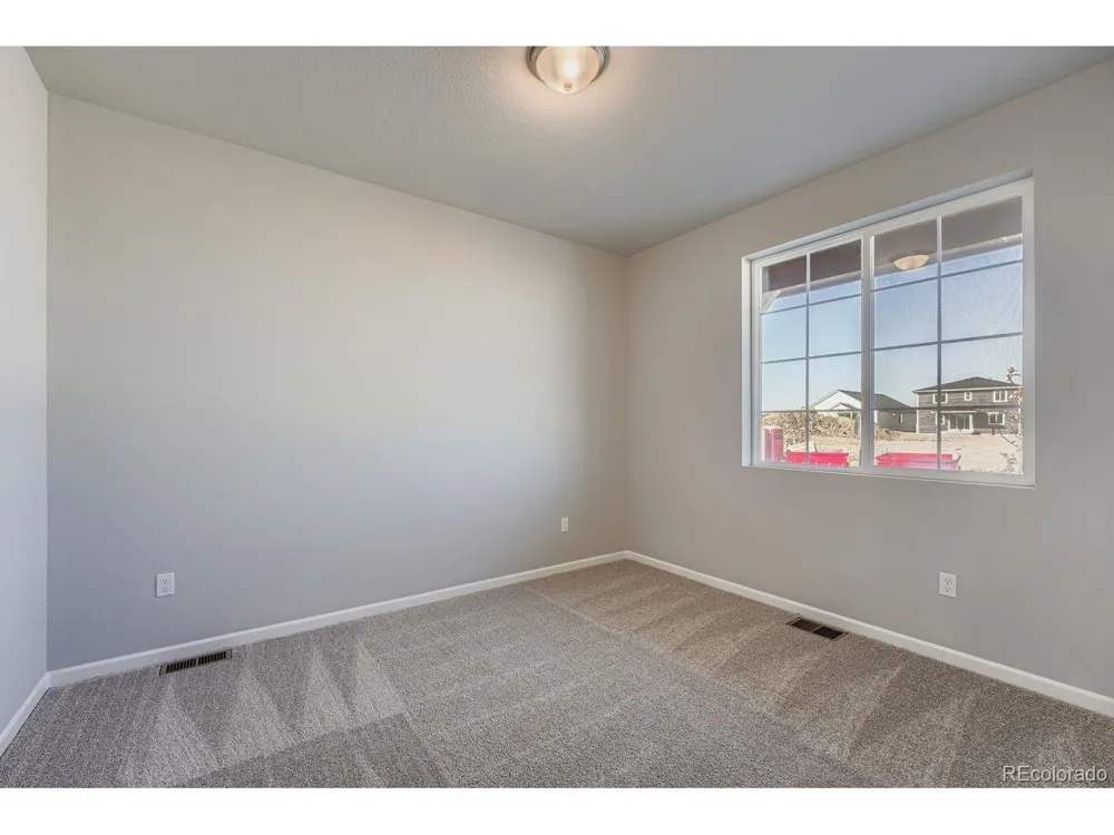 54960 E 27th Avenue Strasburg, CO 80136