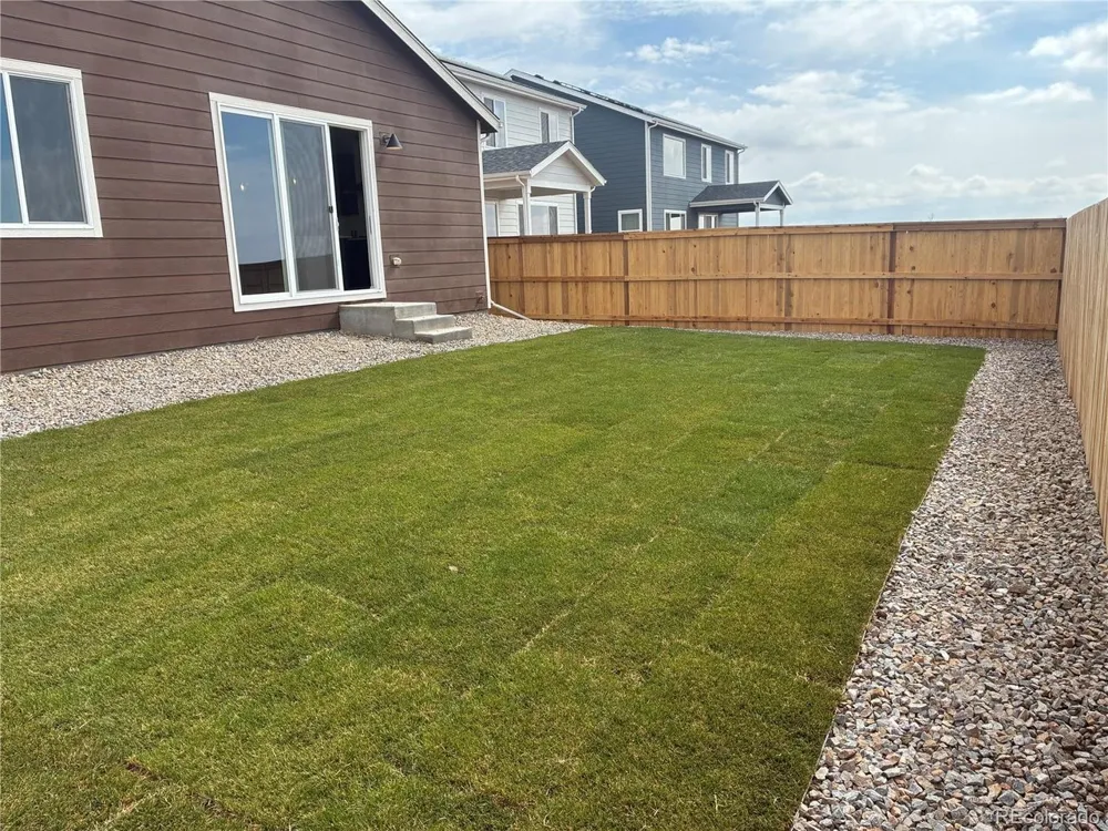 54960 E 27th Avenue Strasburg, CO 80136
