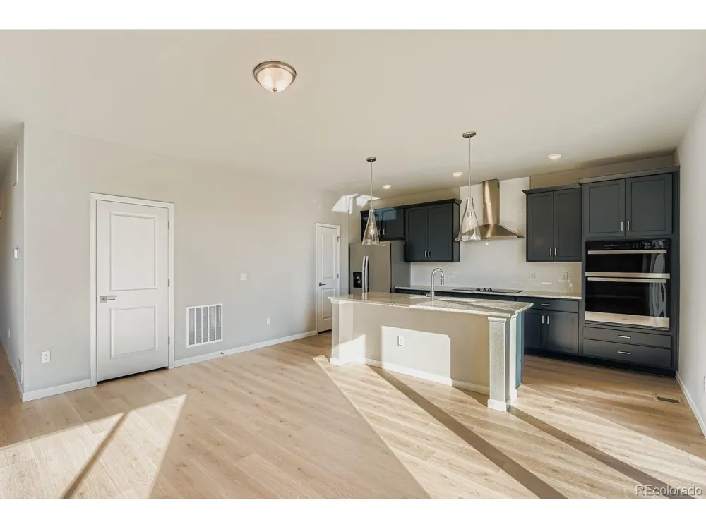 54960 E 27th Avenue Strasburg, CO 80136
