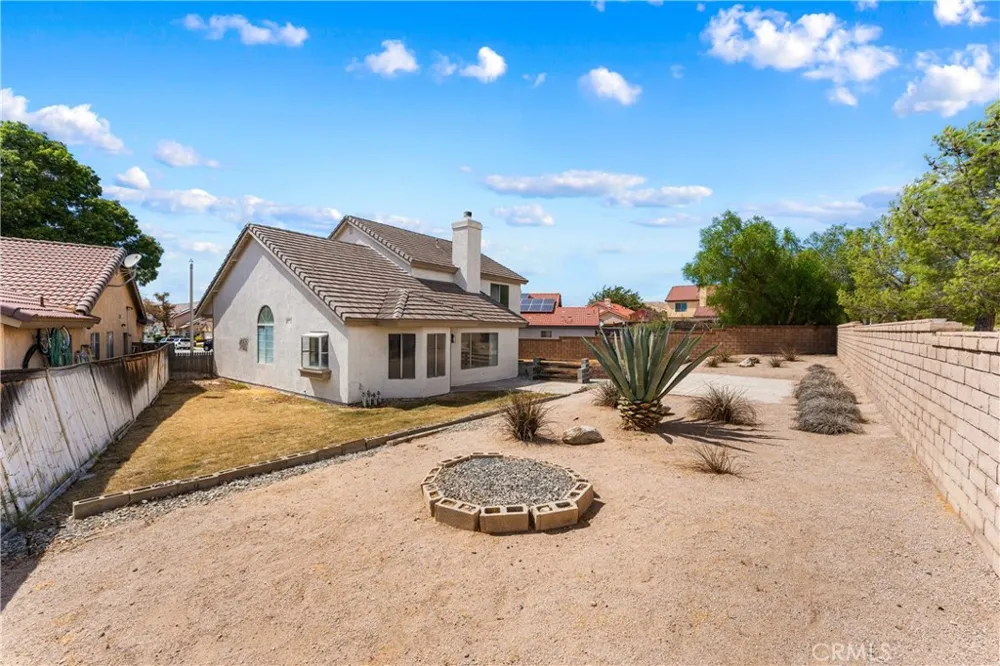1000 Cloverdale Court Rosamond, CA 93560