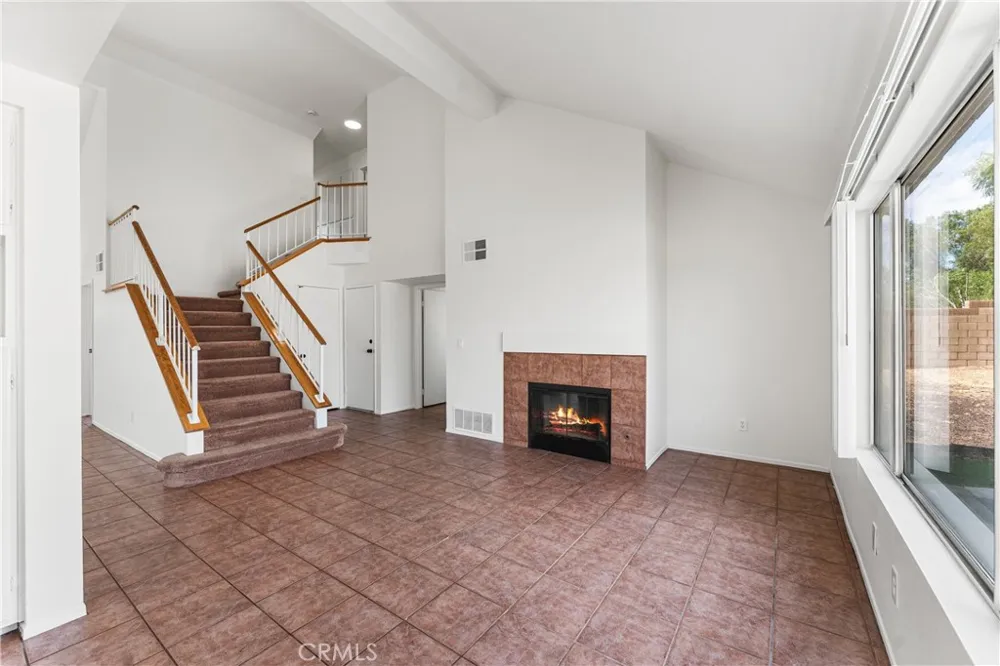 1000 Cloverdale Court Rosamond, CA 93560