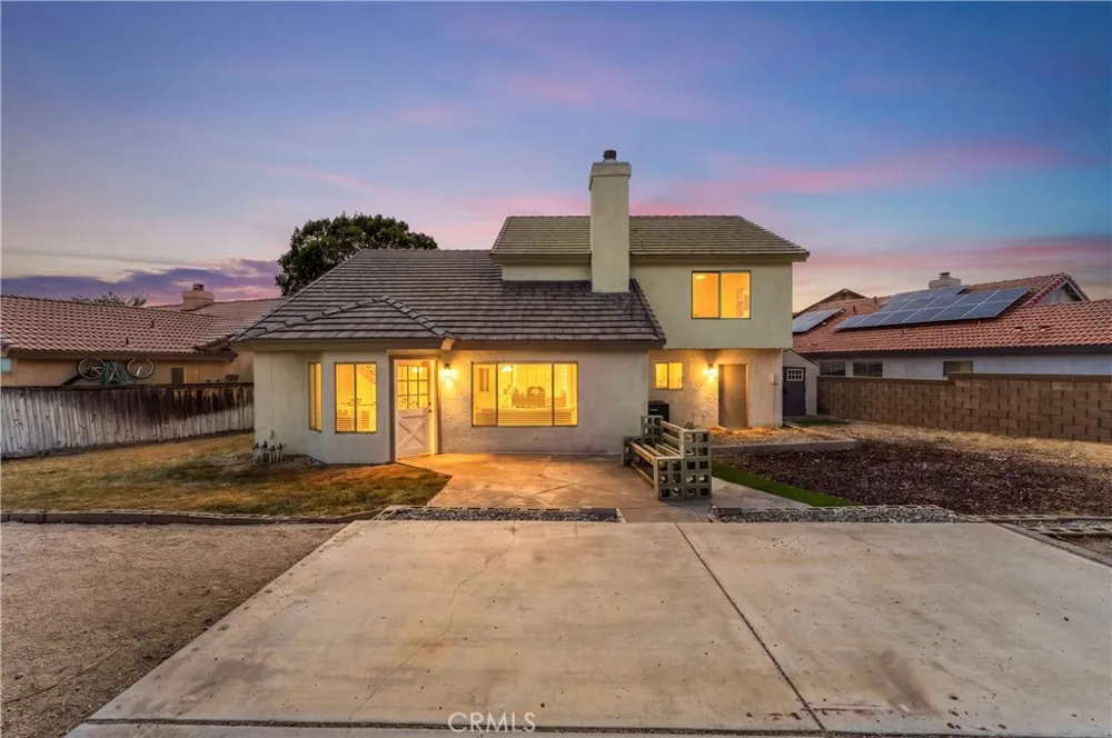 1000 Cloverdale Court Rosamond, CA 93560