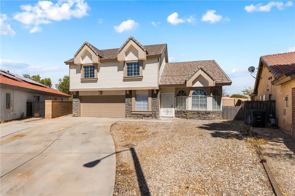 1000 Cloverdale Court Rosamond, CA 93560