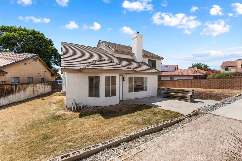 1000 Cloverdale Court Rosamond, CA 93560