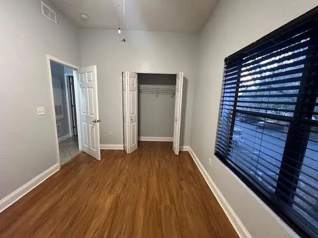 5811 La Costa Drive #210 Orlando, FL 32807