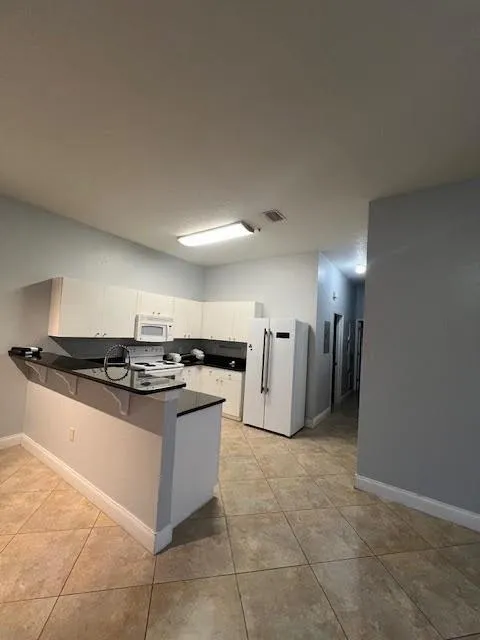 5811 La Costa Drive #210 Orlando, FL 32807