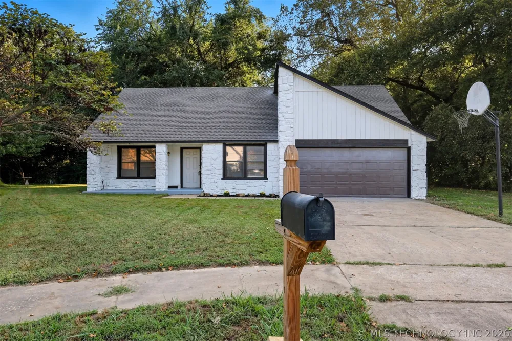 1824 S Umbrella Court Broken Arrow, OK 74012
