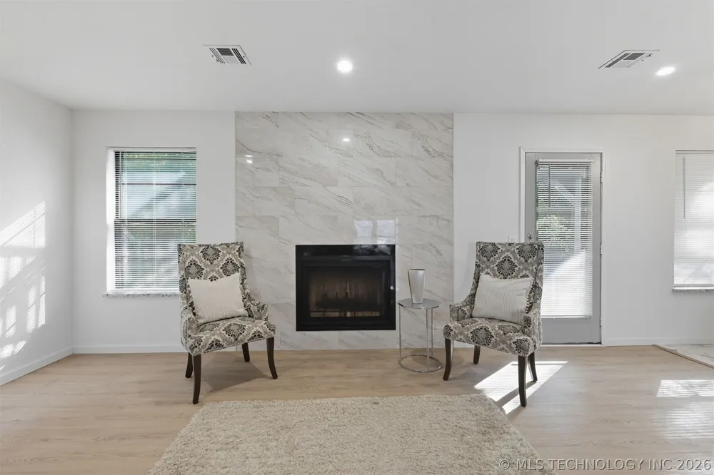 1824 S Umbrella Court Broken Arrow, OK 74012