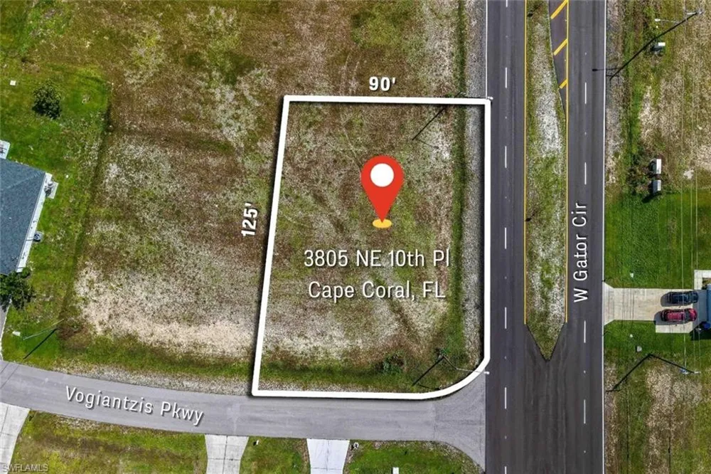 3805 NE 10th Place Cape Coral, FL 33909