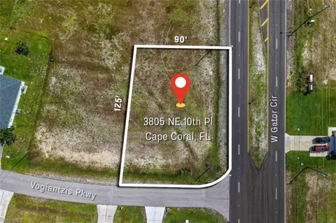 3805 NE 10th Place