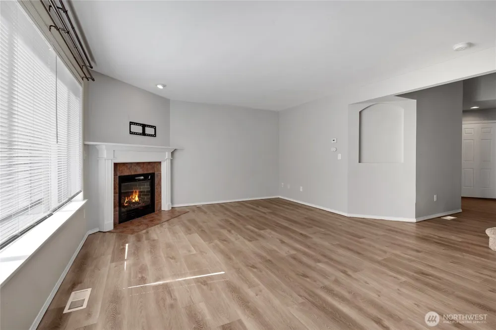 6814 131st Street Ct E Puyallup, WA 98373
