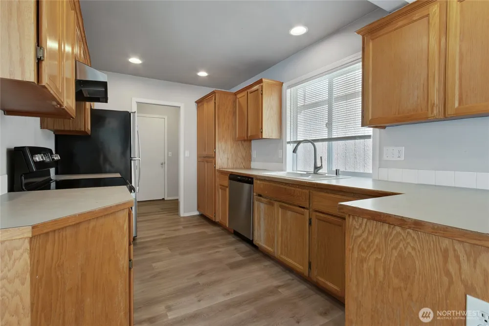 6814 131st Street Ct E Puyallup, WA 98373