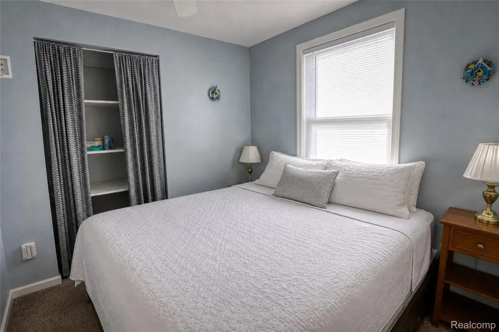 7122 Ben Franklin Drive Lexington Township, MI 48450