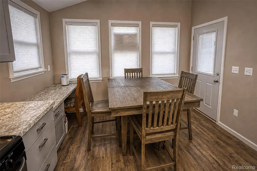 7122 Ben Franklin Drive Lexington Township, MI 48450