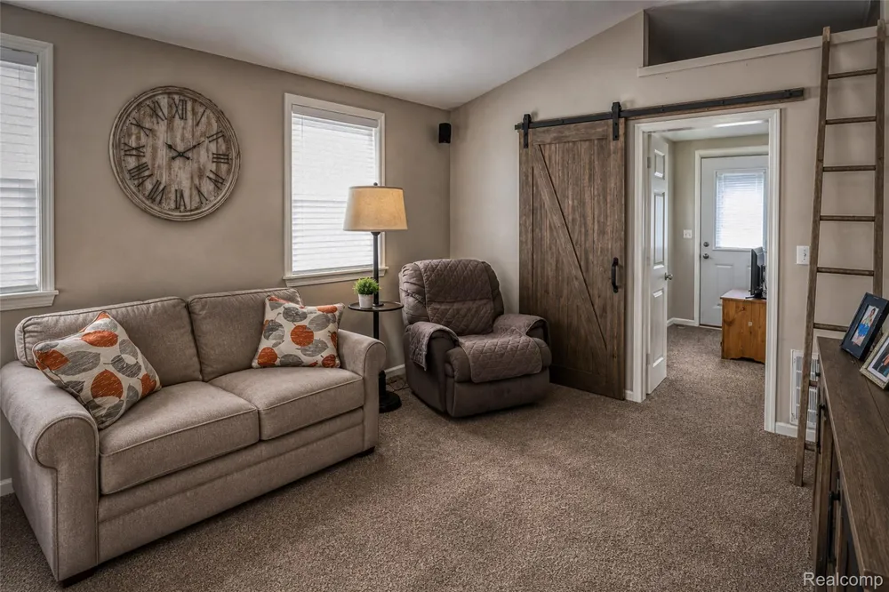 7122 Ben Franklin Drive Lexington Township, MI 48450