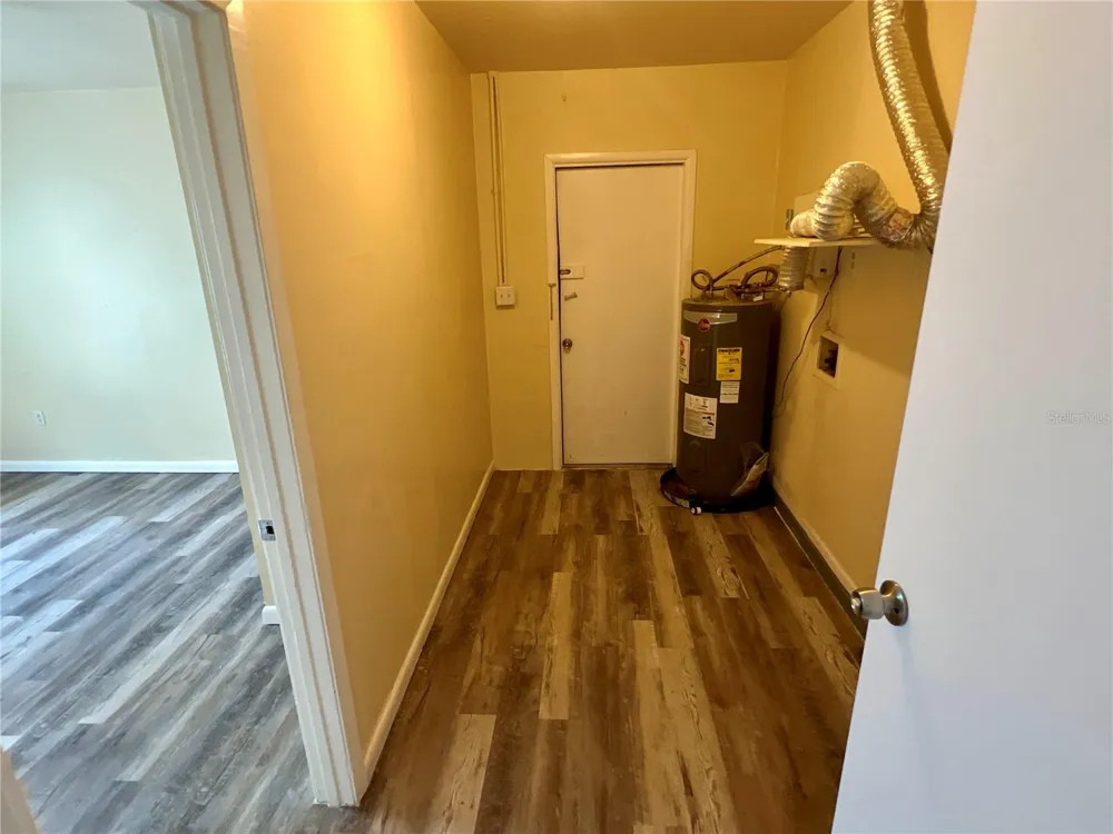 613 61ST AVENUE TERRACE E #613 Bradenton, FL 34203