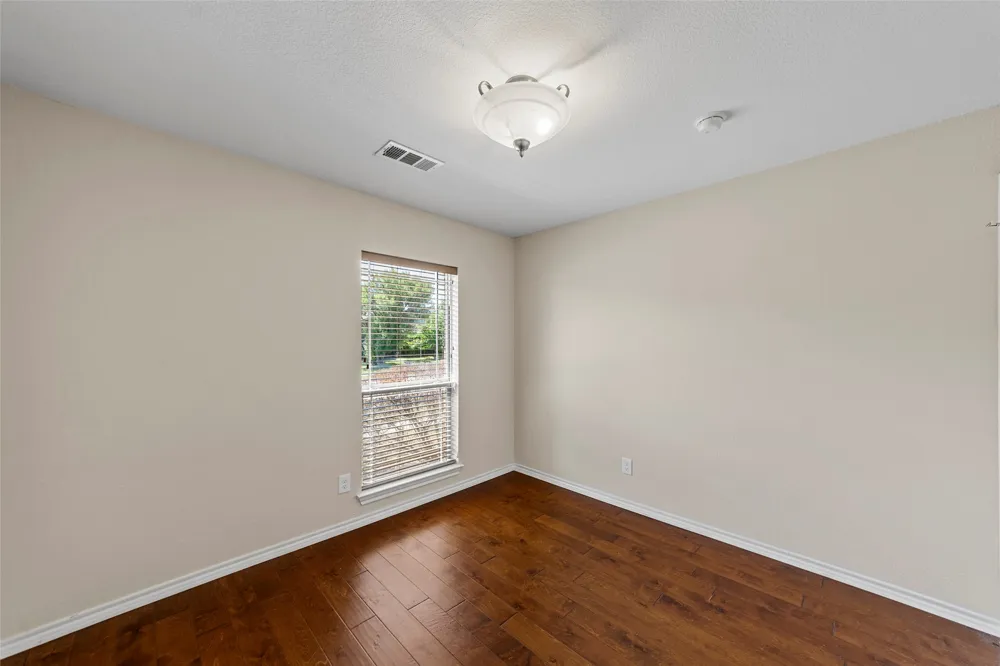 8825 Davis Street Rowlett, TX 75088