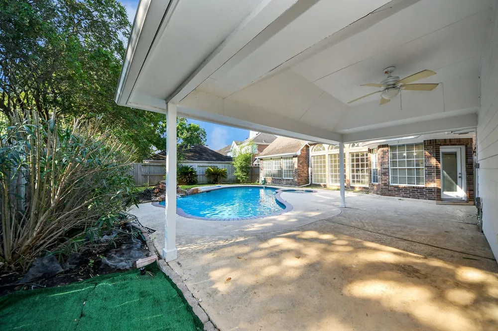 1335 Crescent Parkway Court Houston, TX 77094