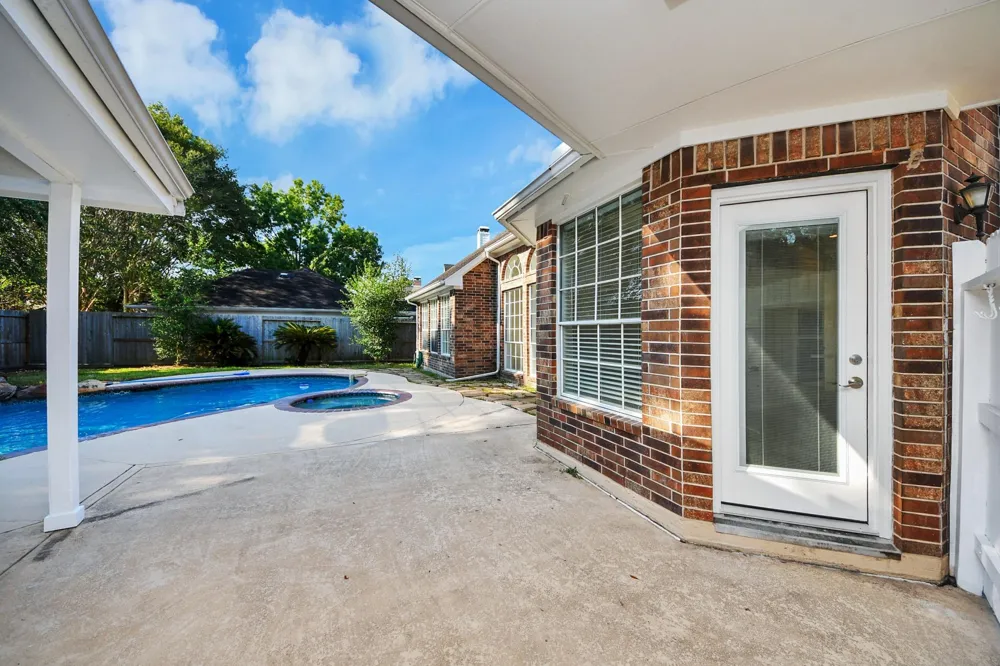 1335 Crescent Parkway Court Houston, TX 77094